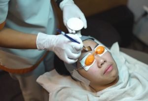 Cara Memilih Klinik Spesialis Kulit Terbaik di Era New Normal