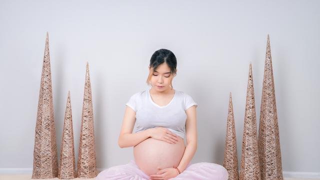 Beberapa Gangguan Kesehatan yang Bisa Terjadi Jika Ibu Hamil Puasa