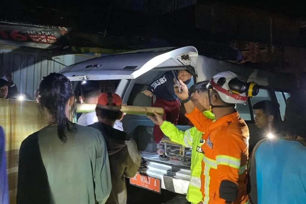 Longsor Mamuju, Satu Keluarga Terdampak