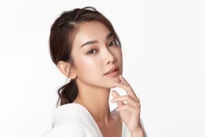 Kulit Leher Juga Perlu Skincare