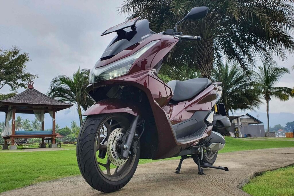 Honda PCX 160 Tak Bikin Aki Tekor