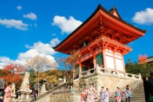 Kyoto Luncurkan Bus Ekspres Atasi Overtourism