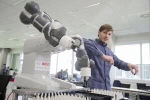 Bosch Menerima Pesanan Pertama dari China untuk Komputer Berkinerja Tinggi untuk AI