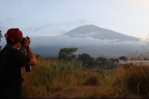 Gunung Rinjani Wajib Pemandu untuk Pendaki Solo