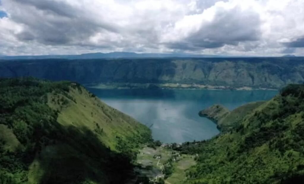 Status Geopark Kaldera Toba Terancam Dicabut UNESCO