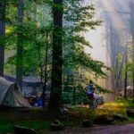 Camping di Tepi Pantai: Menikmati Keindahan Alam dan Kedamaian Ombak