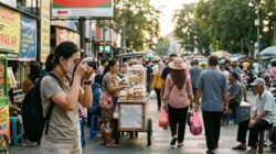 Cara Mengabadikan Foto Human Interest Yang Menarik Tanpa Mengganggu Privasi Orang